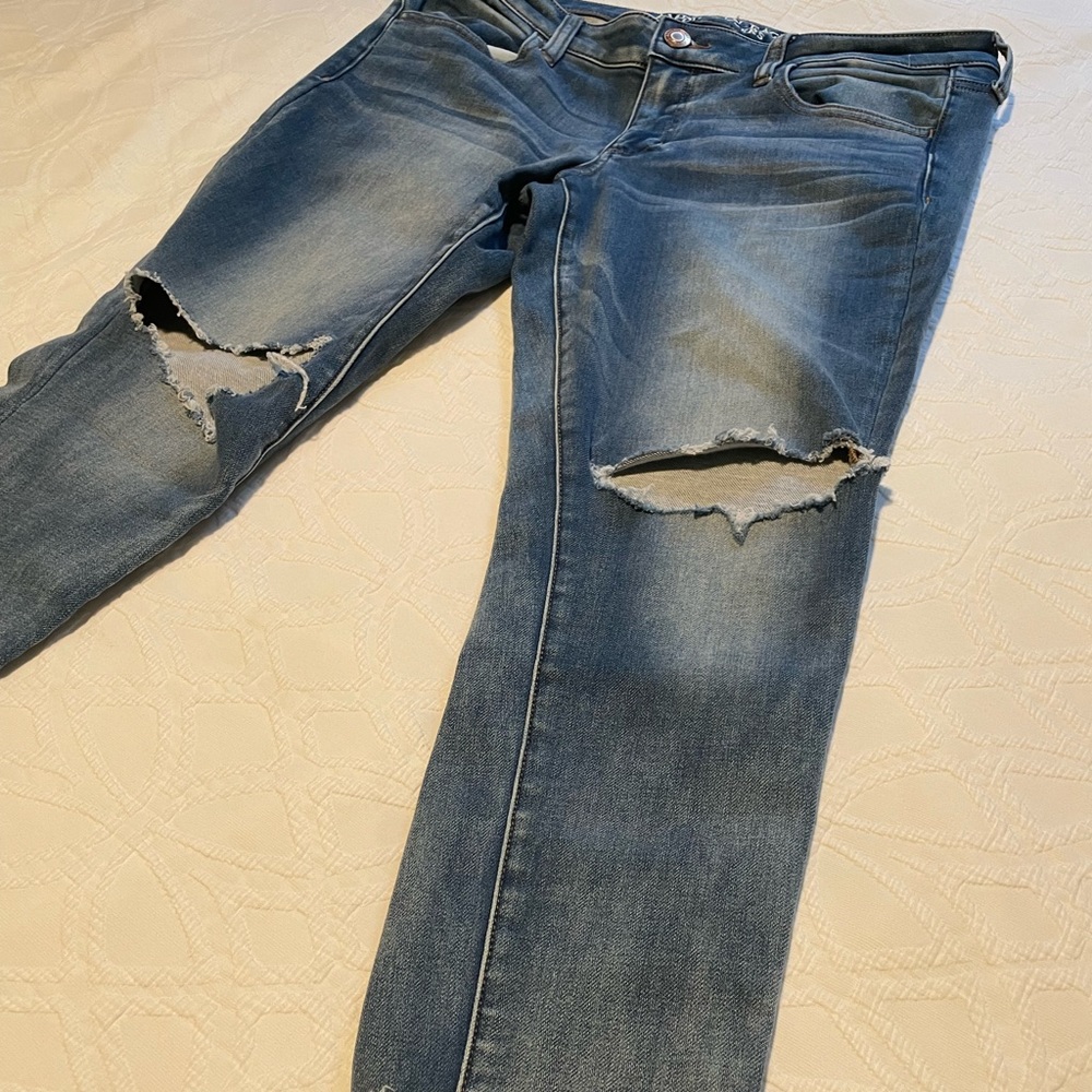 American Eagle Distressed Jeggings